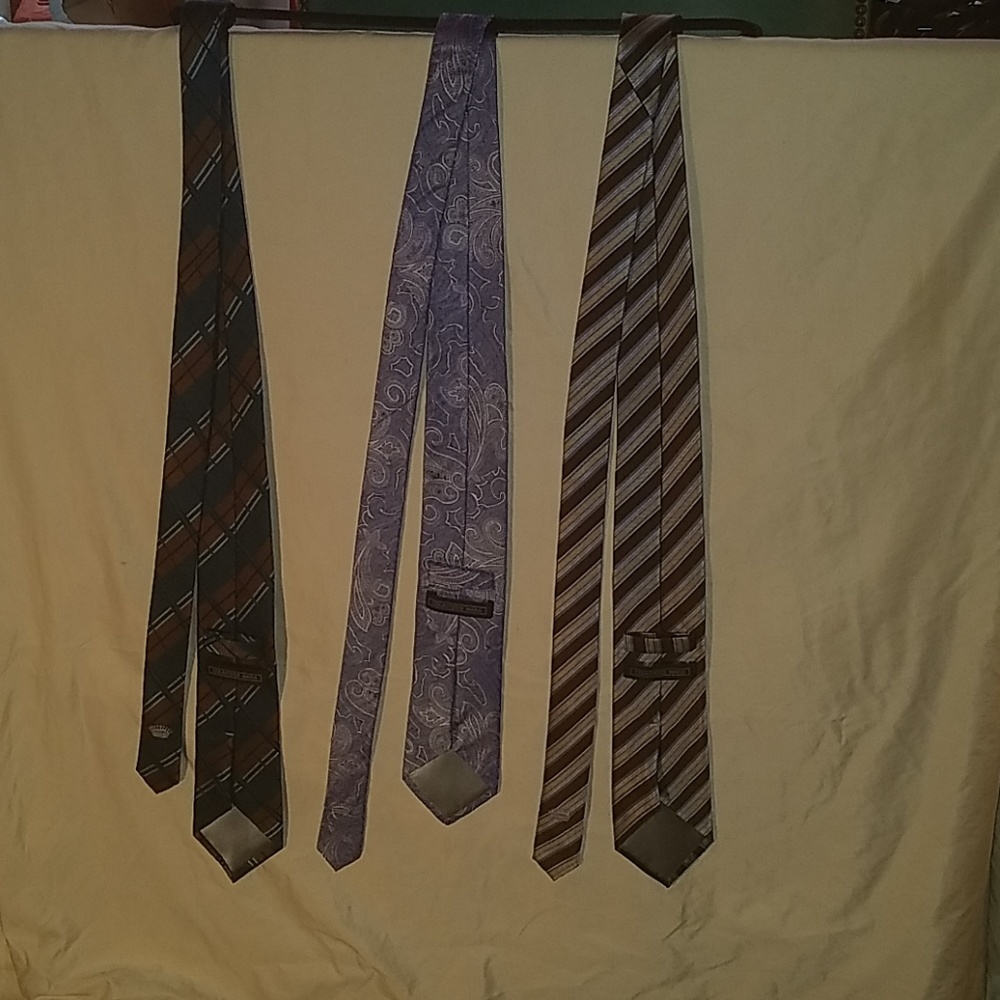 Men tie